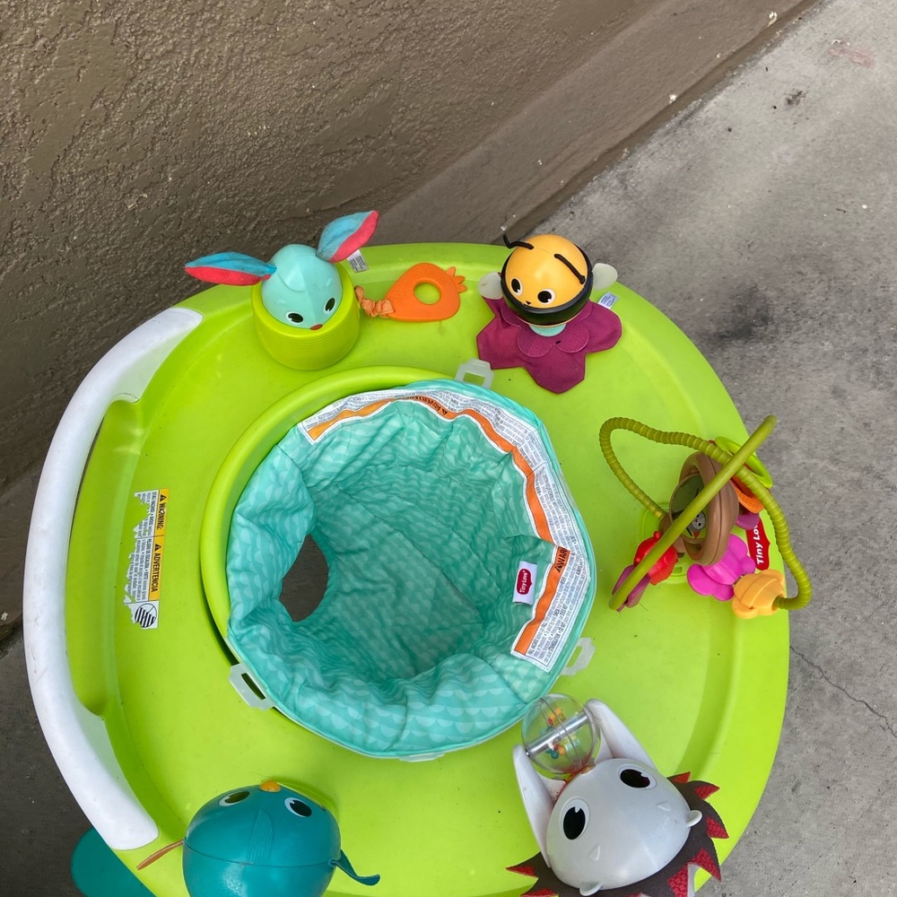 Baby walker - Picture 2 of 3